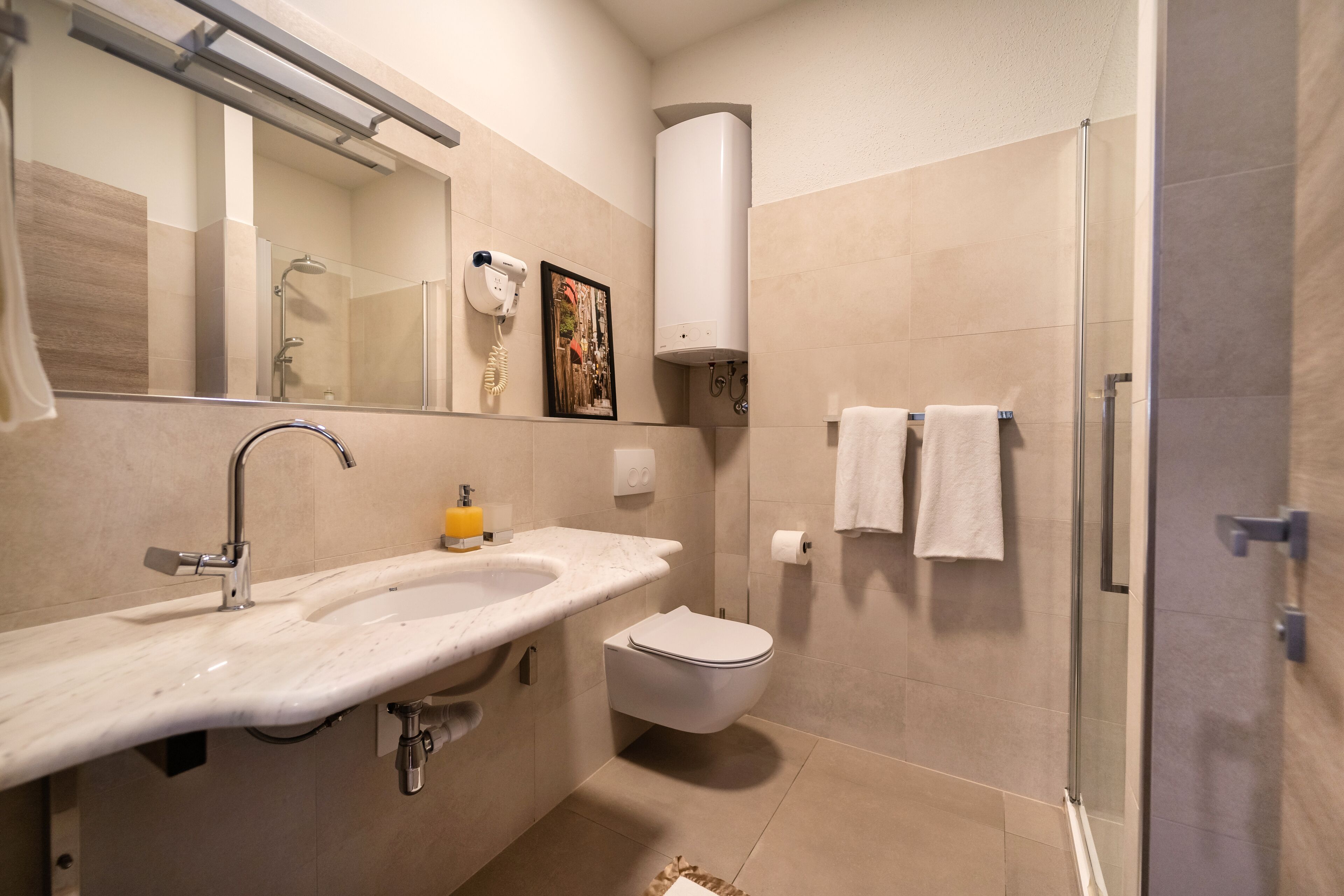 Triple Room | Bathroom | Shower, towels