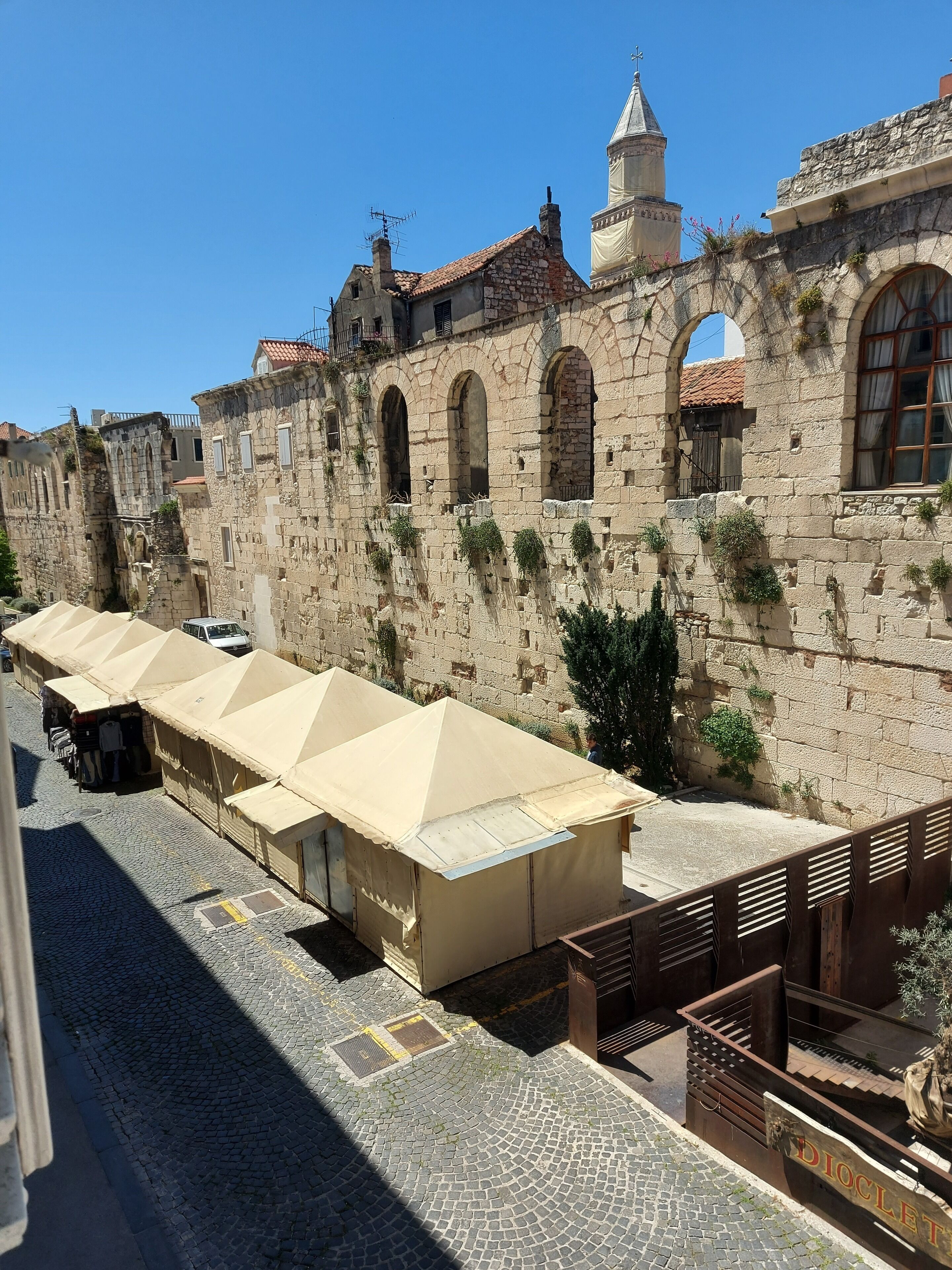 Foto - Tifani Luxury Rooms 2