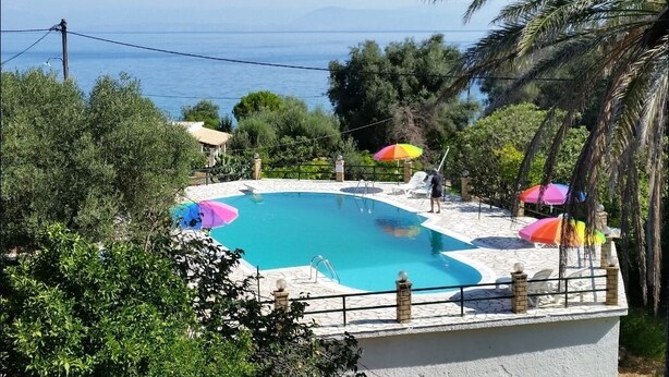 Outdoor pool - Sofia Apartments (Corfu)