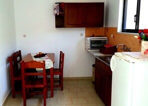 Private kitchenette - Sofia Apartments (Corfu)