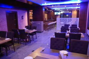Bar (en el alojamiento)