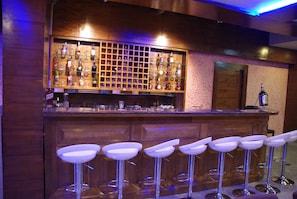 Bar (en el alojamiento)