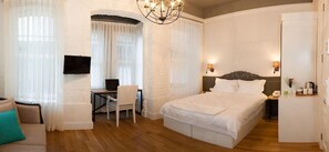 1 Schlafzimmer, Minibar, Zimmersafe, Schreibtisch