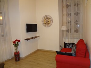 Superior Studio, Kitchen | Living area