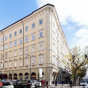 Front of property - Rooms Boutique Carducci (Trieste)
