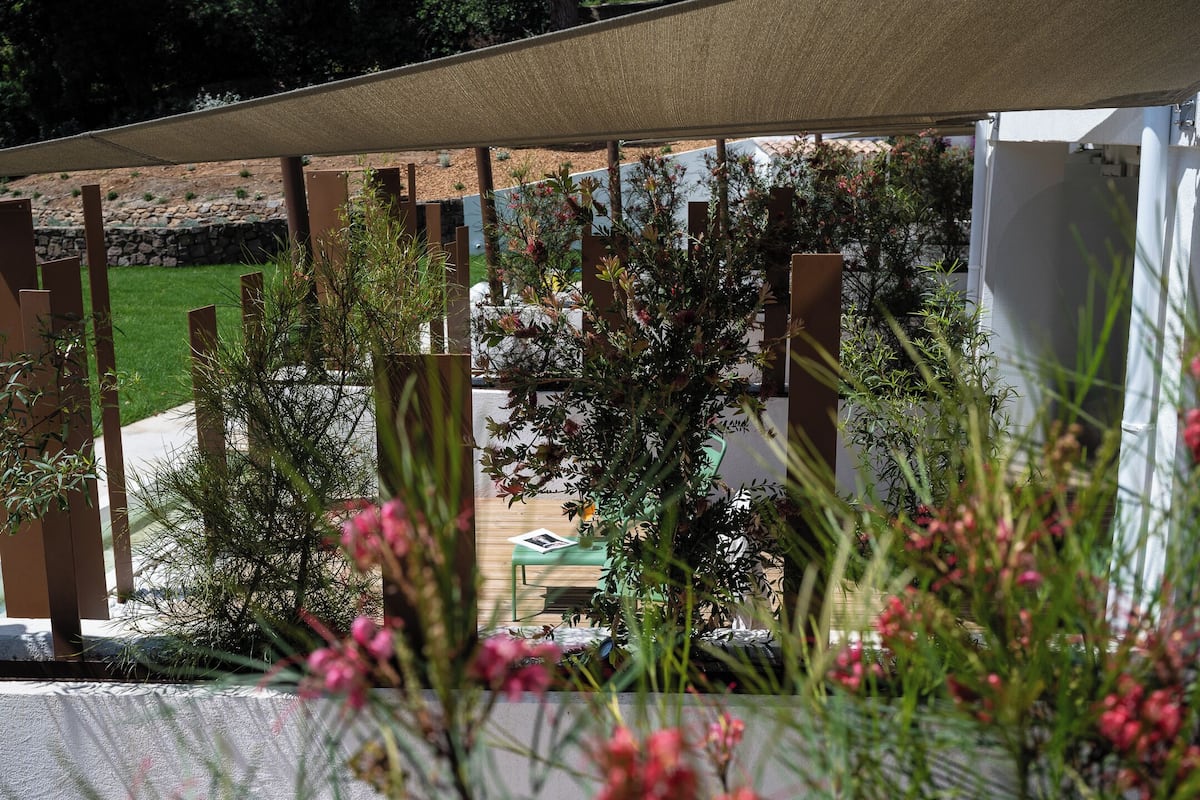 Classic-dobbeltværelse - terrasse | Pengeskab på værelset, skrivebord, arbejdsområde til bærbare computere