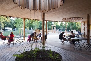 Terrace/patio - Camping de Strasbourg (Strasbourg)