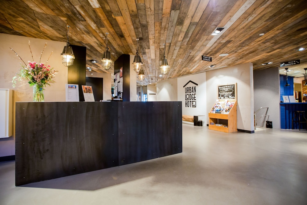 Urban Lodge Hotel by null