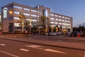 Front of property - Urban Lodge Hotel (Amsterdam)