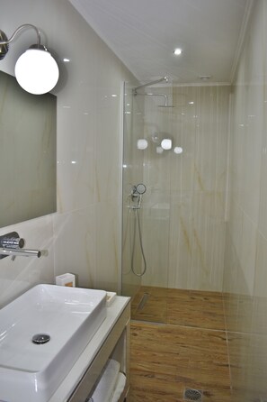 Double Room, Ground Floor | Cadar kapas Mesir, peralatan tempat tidur premium 