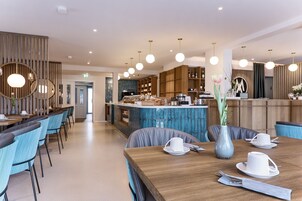 Daily buffet breakfast (EUR 20.50 per person)