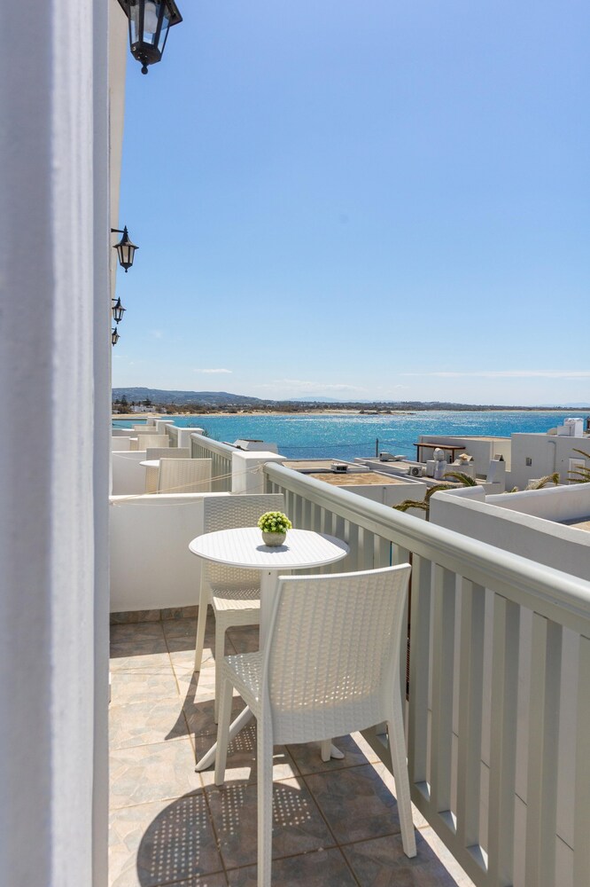 Kymata Hotel by null