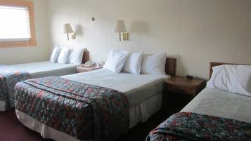 Familienzimmer | 1 Schlafzimmer, Schreibtisch, laptopgeeigneter Arbeitsplatz