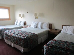 家庭客房 | 書桌、筆電工作空間、熨斗/熨衣板、免費無線上網