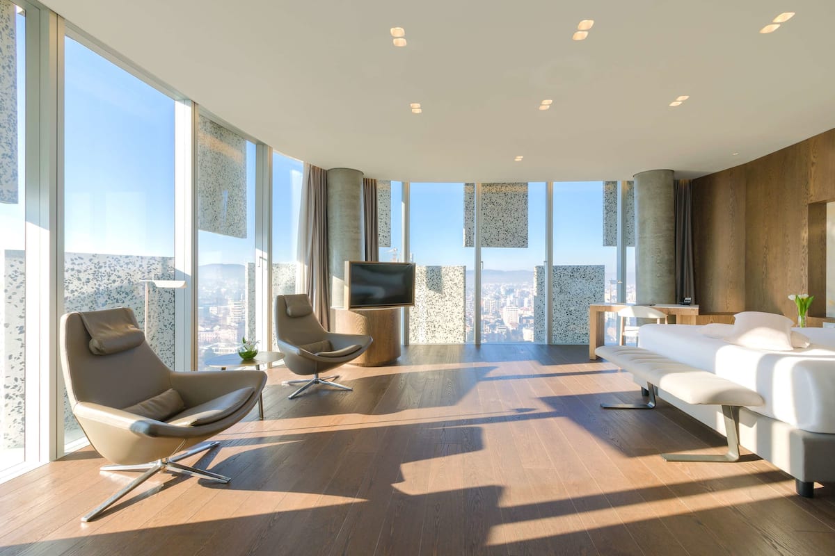 minibar, in-room safe, desk, soundproofing