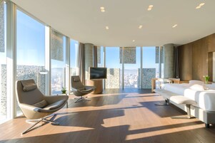 Míníbar, öryggishólf í herbergi, skrifborð, hljóðeinangrun