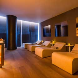 Sauna, hot tub, steam room, Turkish bath, body treatments, body wraps