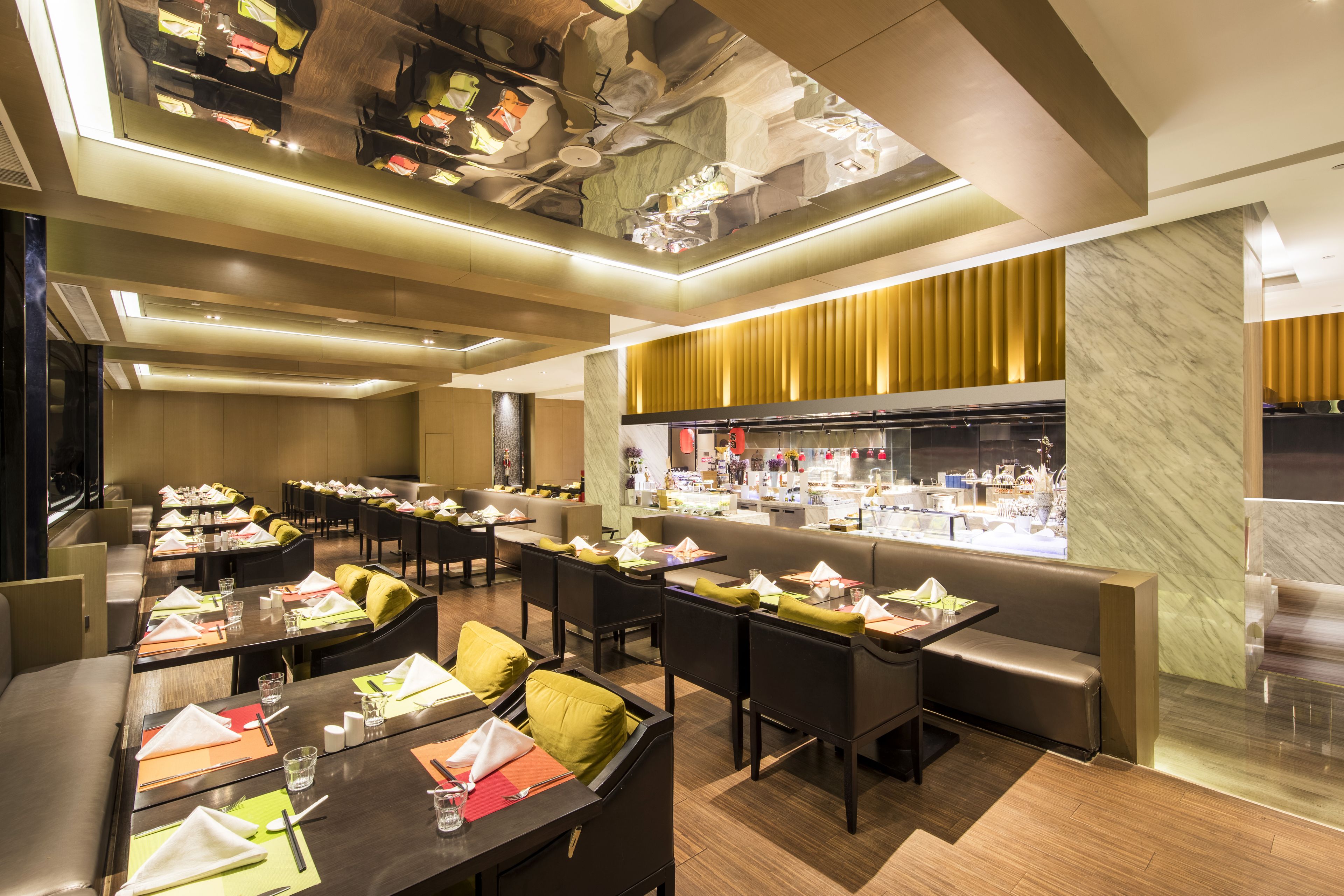 2 restaurants, chinese cuisine