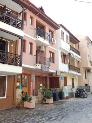 Fachada de la propiedad