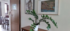 都會公寓 | 埃及棉床單、高級寢具、舒適加層、筆電工作空間