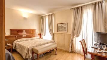 Minibar, una cassaforte in camera, una scrivania, insonorizzazione