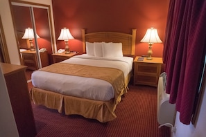 Luxury Suite, 1 Queen Bed with Sofa bed, Kitchen