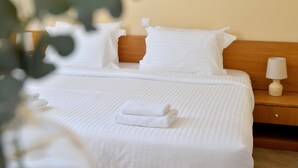 Studio, quang cảnh biển | Phòng cách âm, bàn ủi/dụng cụ ủi quần áo 