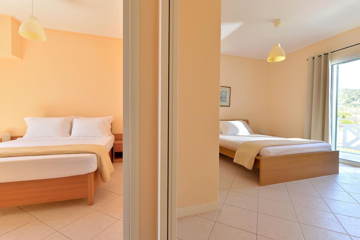 Apartment, 2 Bedrooms | 2 bedrooms, soundproofing, iron/ironing board, rollaway beds