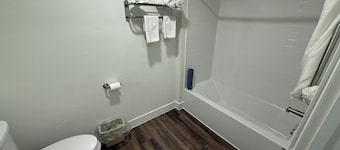 Four Corners Inn