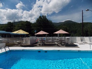 Seasonal outdoor pool - Clarketon Motel (Maggie Valley)