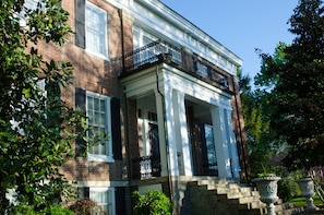 Façade de lâhĂ©bergement