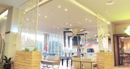 YELLO Hotel Jemursari Surabaya