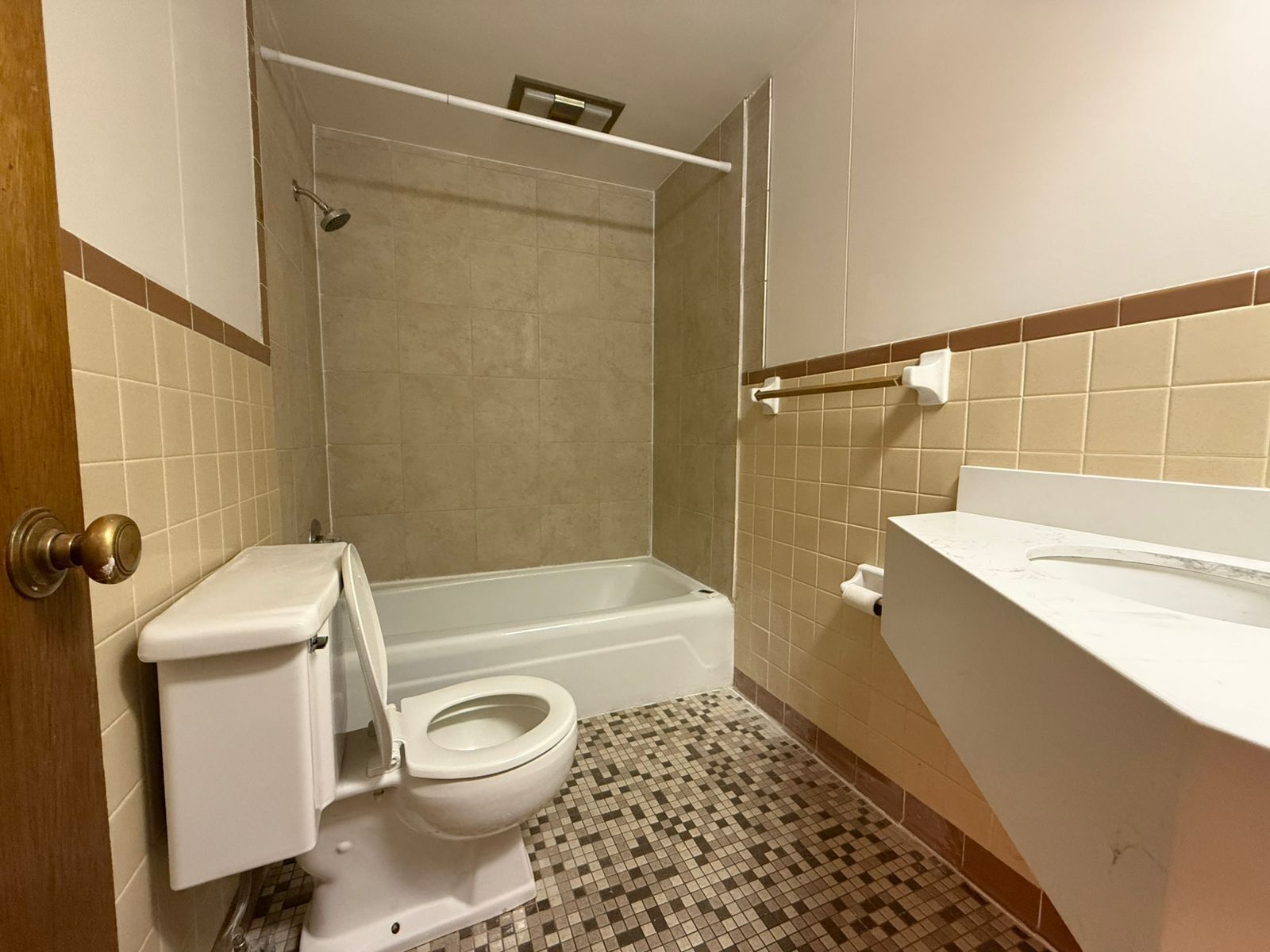 Room, 2 Queen Beds, Non Smoking | Bathroom