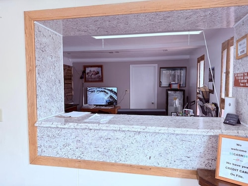 Tomahawk Motor Lodge Riverton US-26