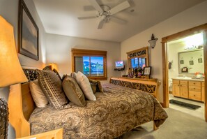 2 Bedroom, 2 Bathroom A 305