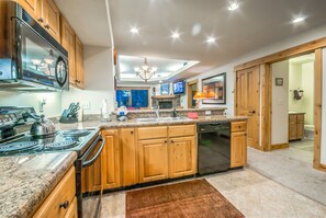 2 Bedroom, 2 Bathroom A 205 | Private kitchen