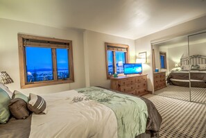 2 Bedroom, 2 Bathroom - 3326
