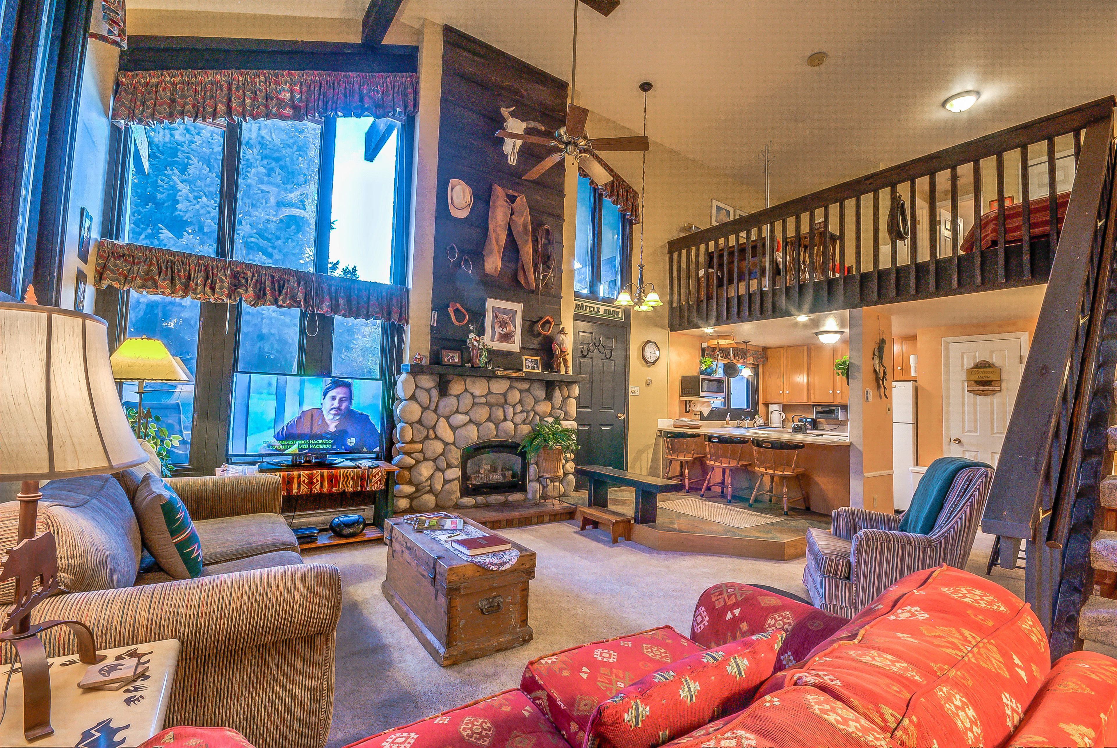 2 Bedroom, 2 Bathroom - Hillsider 6