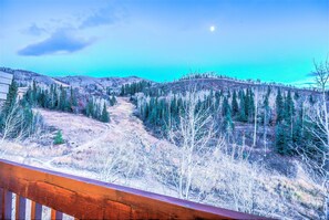 Condo, 4 Bedrooms | 1 bedroom, premium bedding, iron/ironing board, free WiFi - Storm Meadows Townhomes by Retreatia (Steamboat Springs)