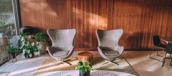 Frame Hotel - Treehouse