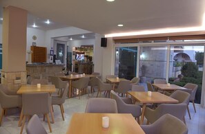 Daily buffet breakfast (EUR 5 per person)