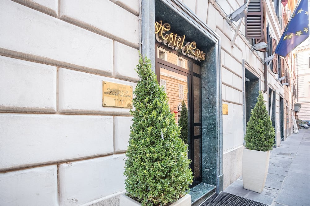 Raeli Hotel Luce