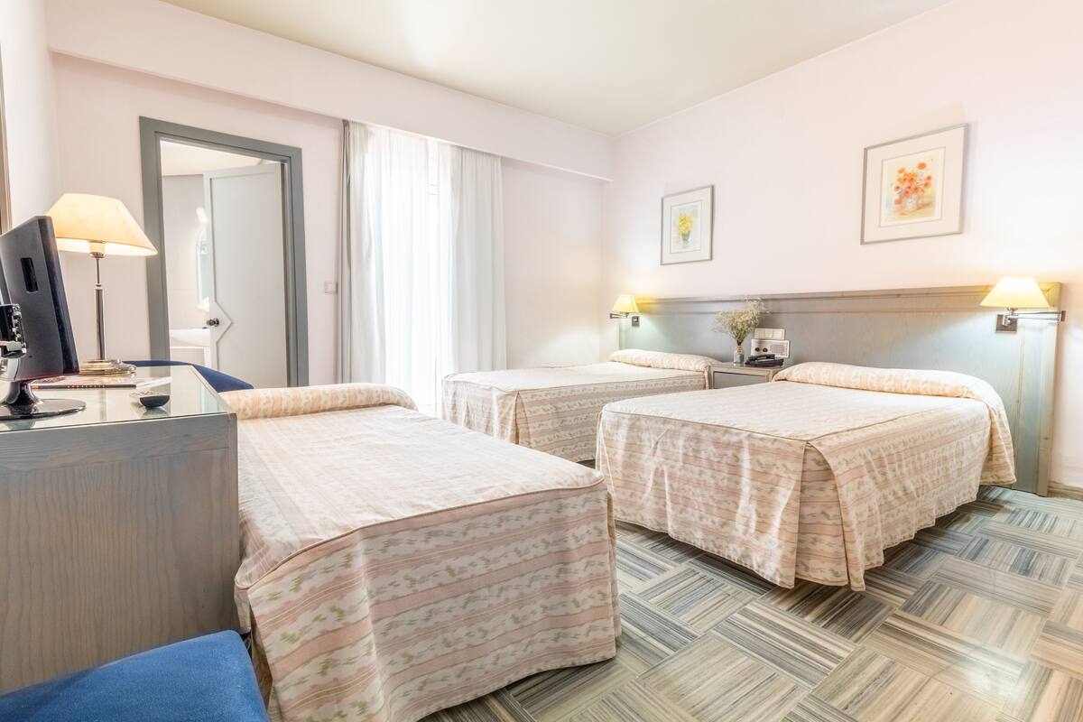 In-room safe, blackout drapes, WiFi (free), bed sheets