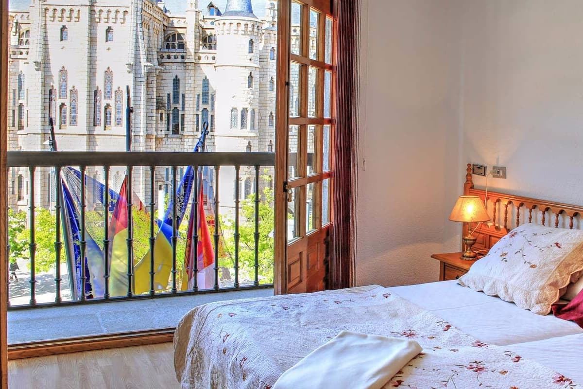 Double or Twin Room, City View | Desk, cribs/infant beds, bed sheets