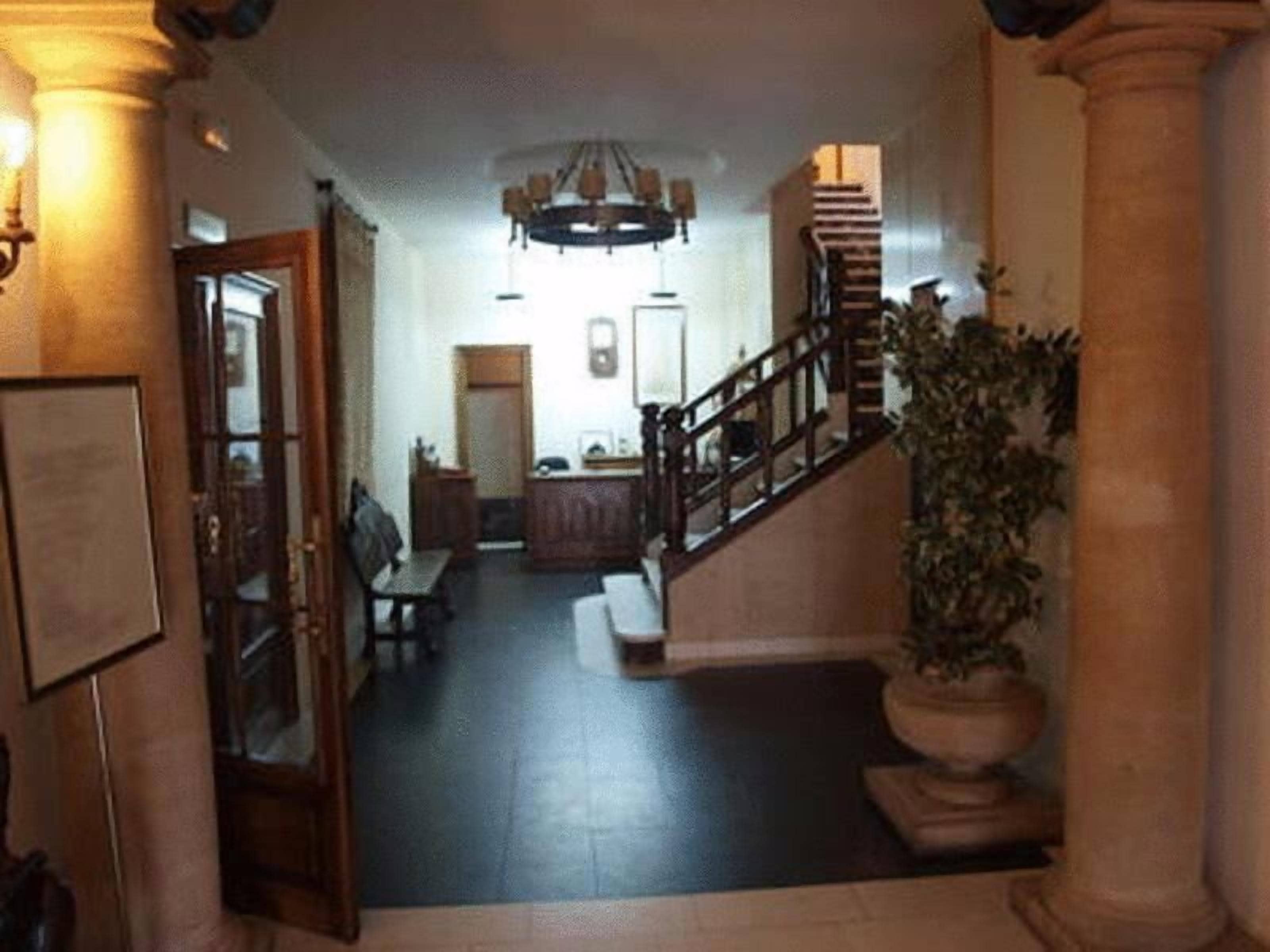 lobby