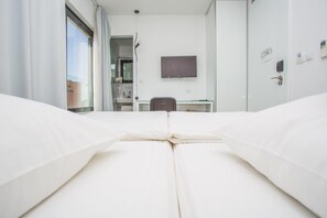 Unclassified image, 5 of 78, button - Jona Split Rooms (Podstrana)