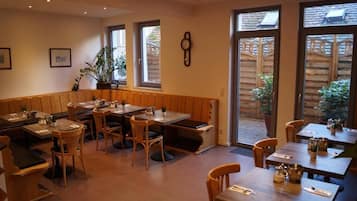 Dagelijks ontbijtbuffet (toeslag)