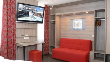 Doppelzimmer | Minibar, schallisolierte Zimmer, Zustellbetten, kostenloses WLAN