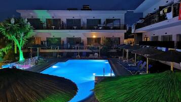 Udendørs pool