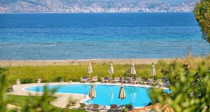 Chrismos Luxury Suites & Studios